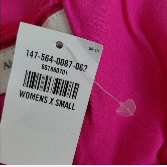 Abercrombie and Fitch The Perfect Butt Sweatpants Yoga - Picture 8 of 10